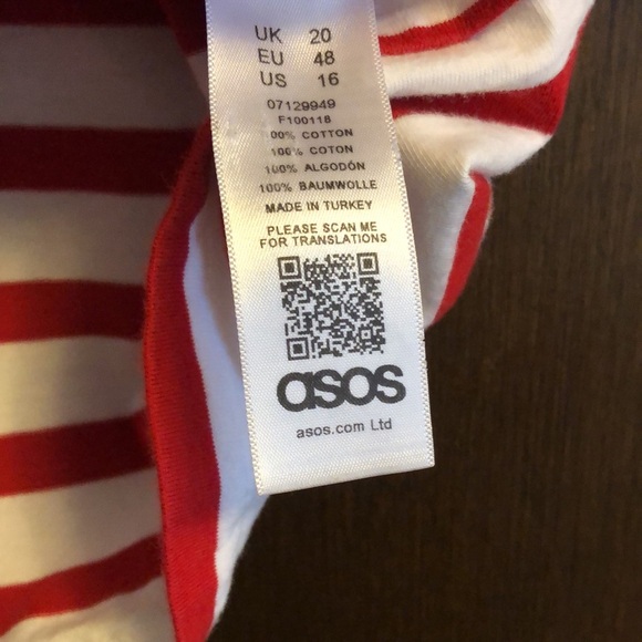 ASOS SANRIO hello kitty striped shirt.
Hello Kitty in pocket! - Picture 6 of 9